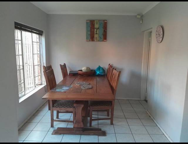 3 BEDROOM HOUSE FOR SALE IN VAL DE GRACE